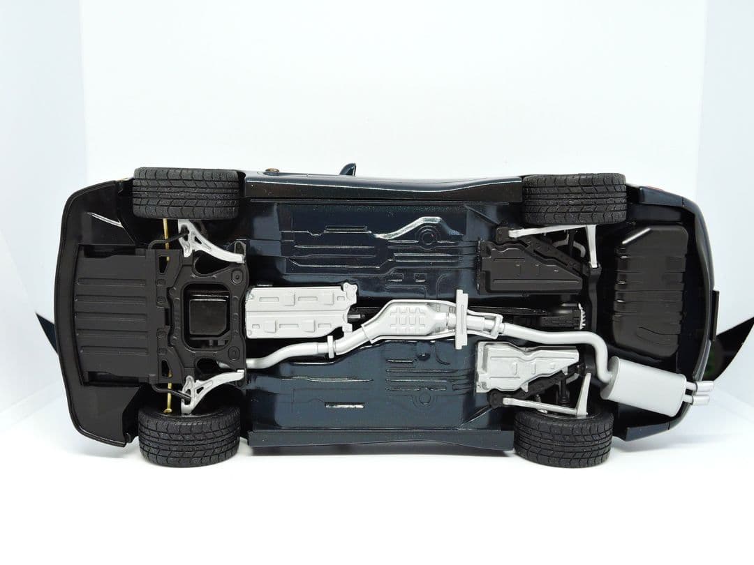 【プラモデル完成品】タミヤ 1/24 アンフィニ RX-7 タイプR