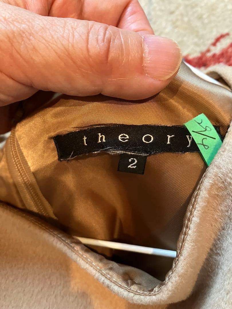 希少　セオリー　ウールとカシミヤ混ノースリーブワンピースとコートアンサンブル