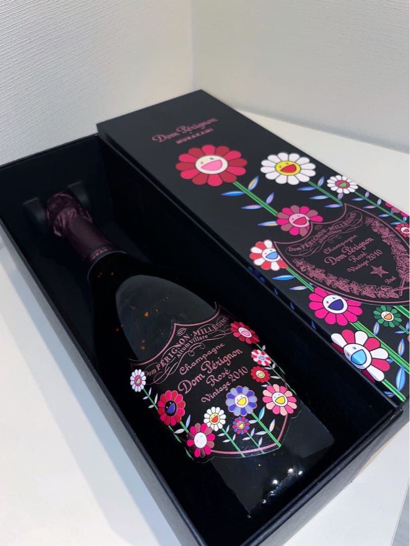 Dom Pérignon Vintage 2010 花柄デザイン