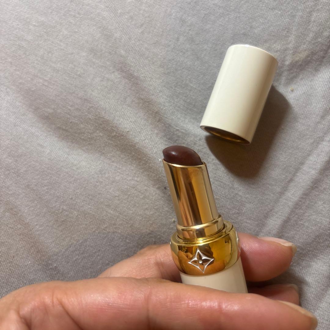 ルイヴィトン　リップバーム051 付属品全て有り　ラメ子様