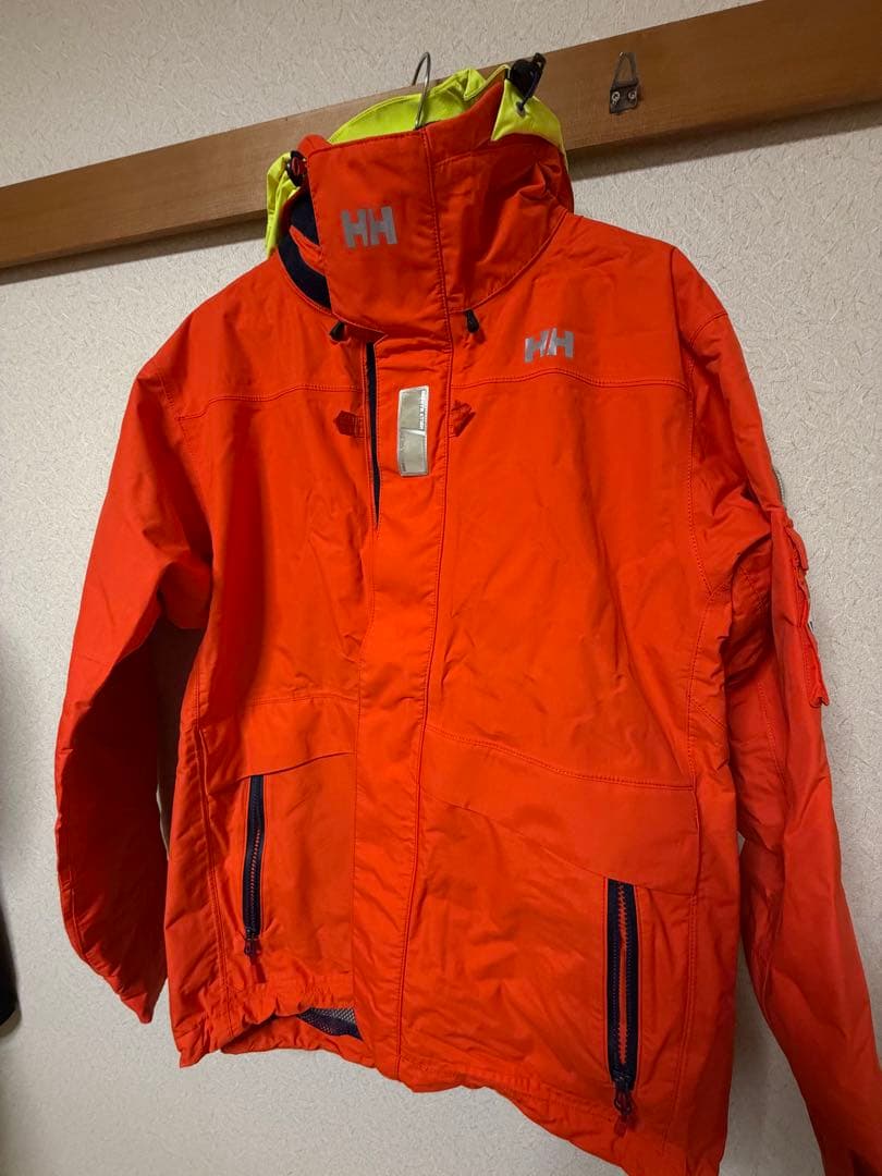 おまけ付き！　Helly Hansen フード付き　スノーボード　スキー