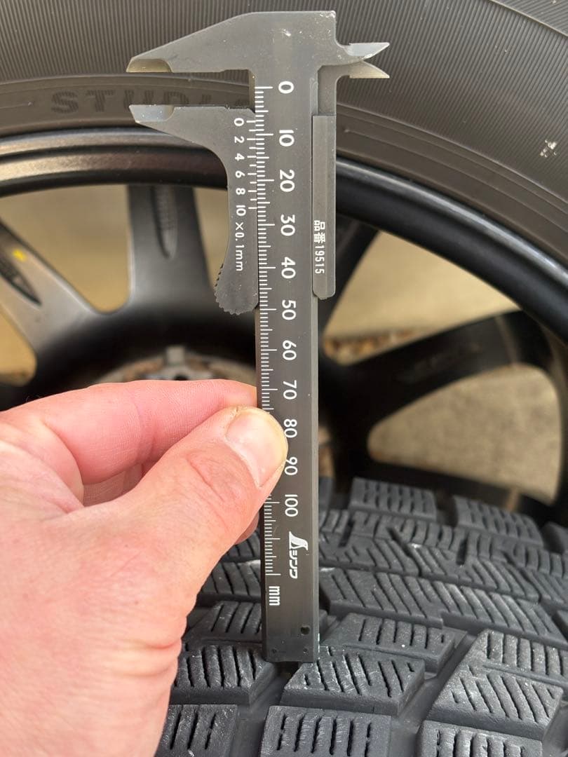 ヨコハマ　スタッドレスタイヤ ice GUARD 17インチタイヤセット