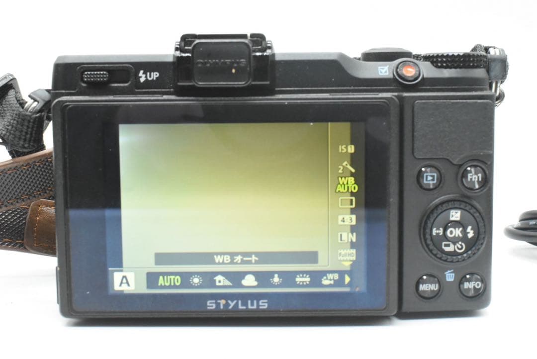 オリンパス OLYMPUS コンパクトデジタルカメラ　XZ-2