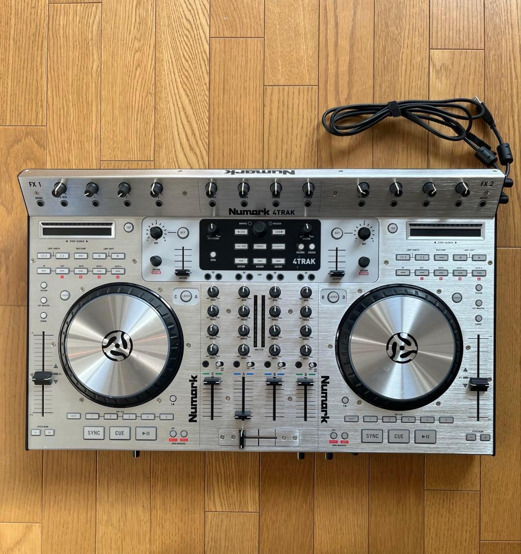 ③激レア　Numark ヌマーク4TRAK DJコントローラー
