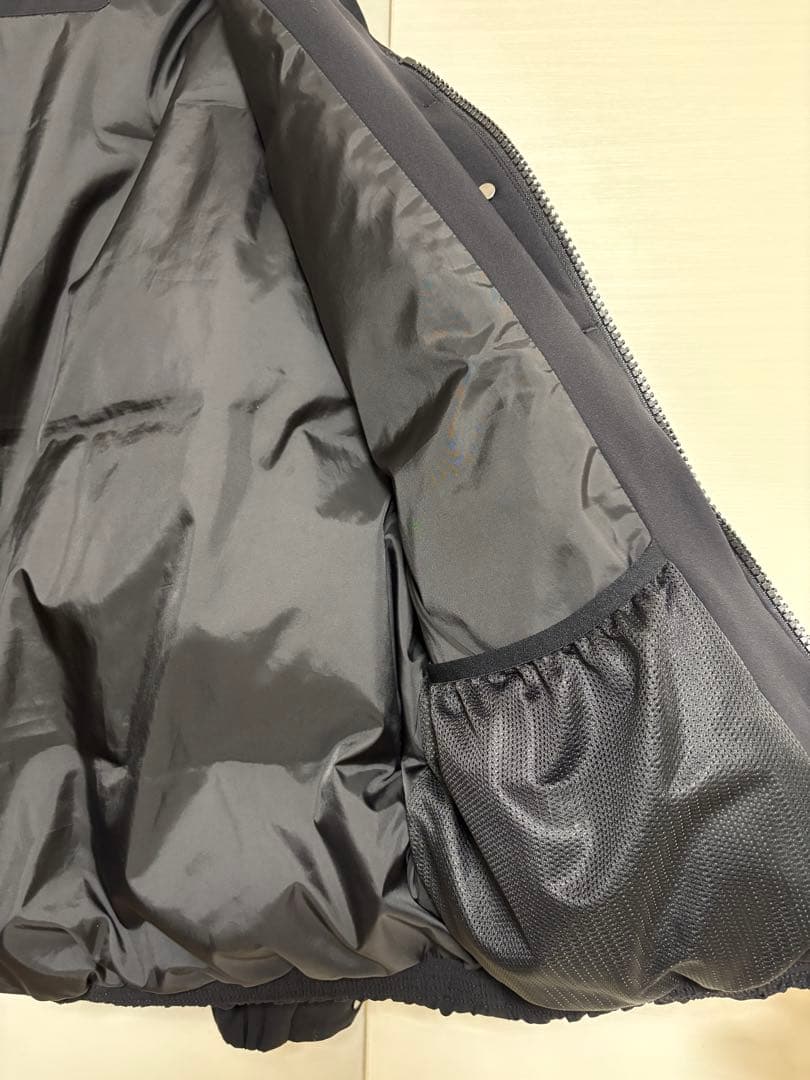 ADAM ET ROPÉ ALLIED ノーカラーダウンジャケット M/ブラック