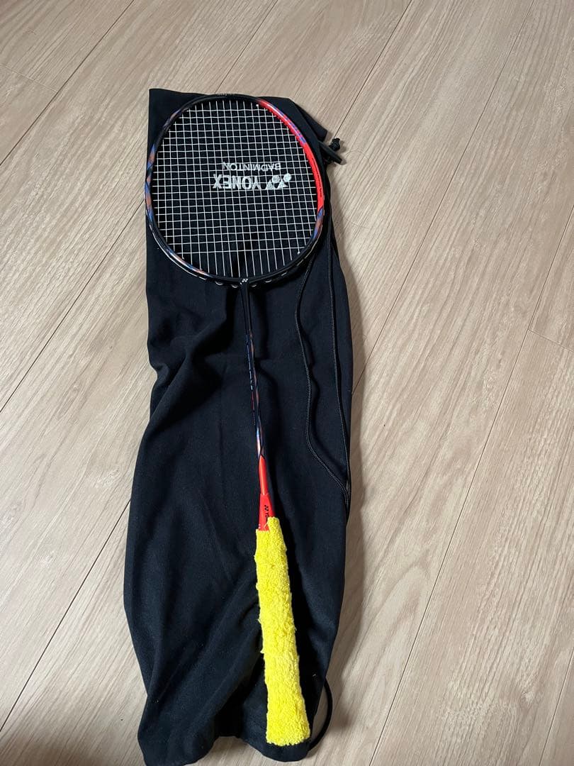 中古　ヨネックス　アストロクス77プロ4ug6