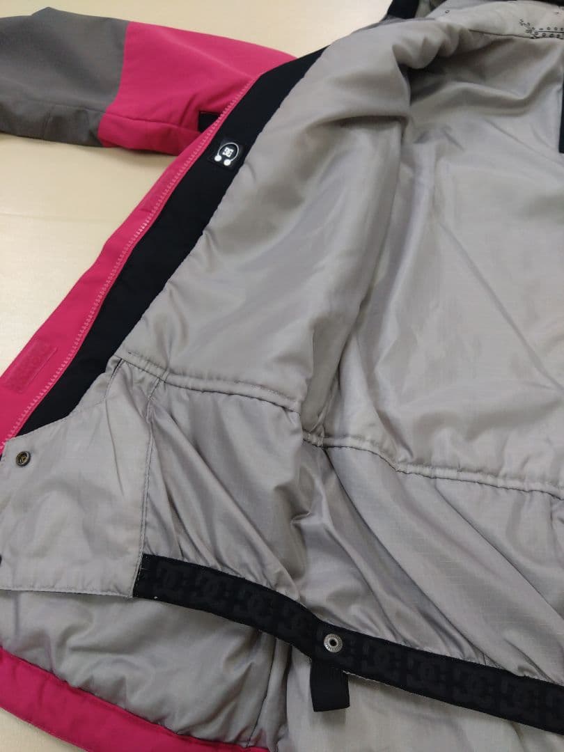 DC　レディース　 スノーボードウェア　Sサイズ　ピンク/ブラック