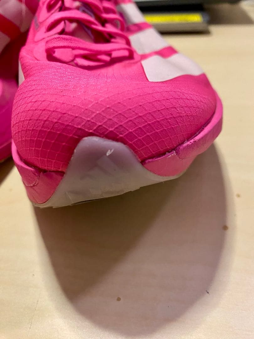 アディゼロ アディオス プロ 4 M　ランニングシューズ ピンクJP27.0