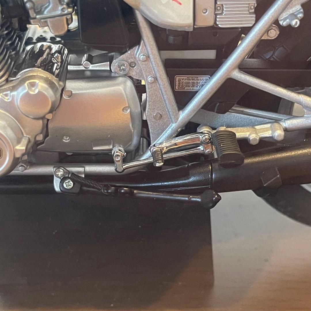 AUTOart Suzuki GSX1100S KATANA 刃　1:12