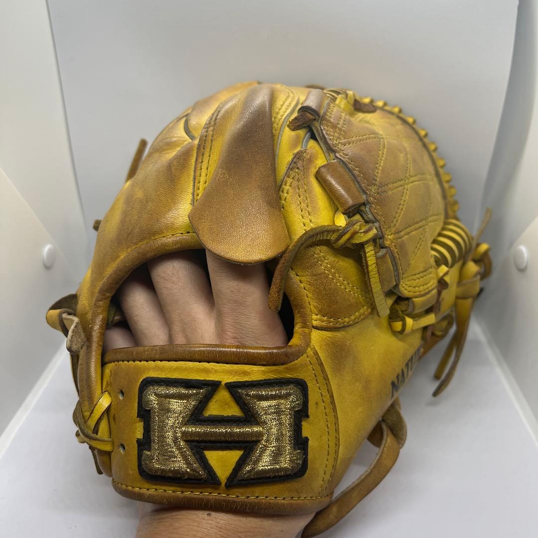 軟式グローブ　投手用　ハイゴールド(イエロー)