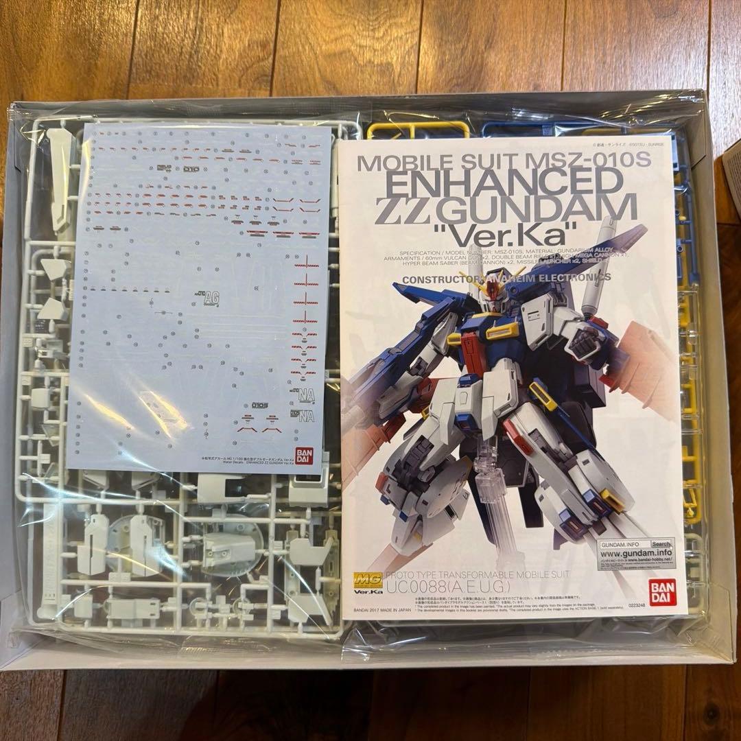 MG 強化型ZZガンダム＆Zガンダム　メガバズーカランチャー　セット　未組み立て