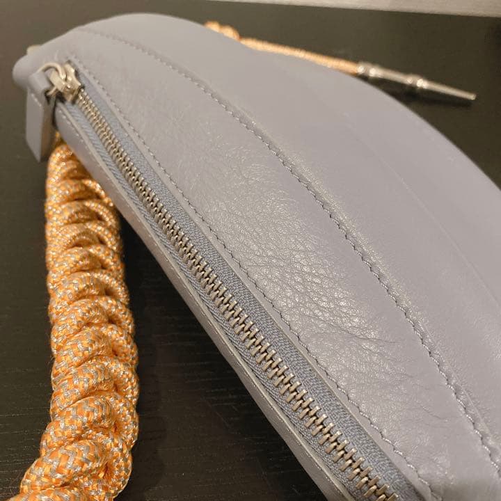 AVEC LA TROUPE × STUNNINGLURE ボディバッグ