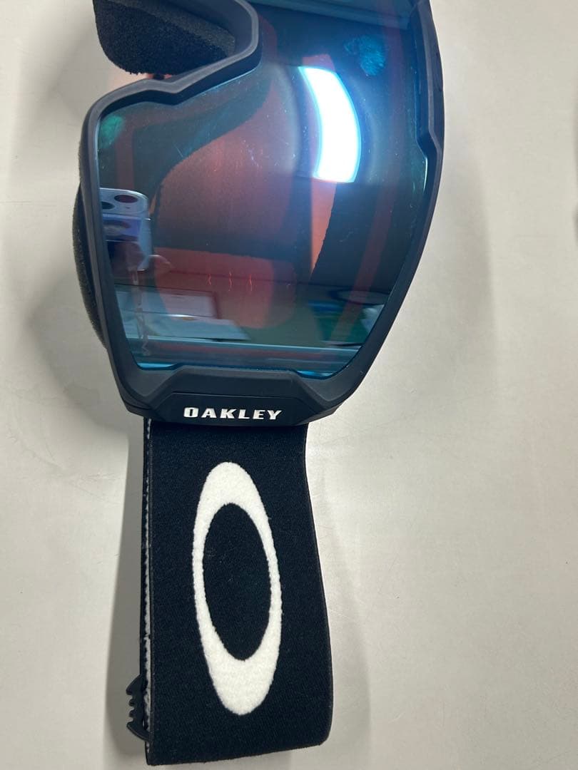 Oakley ヘルメット、ゴーグル