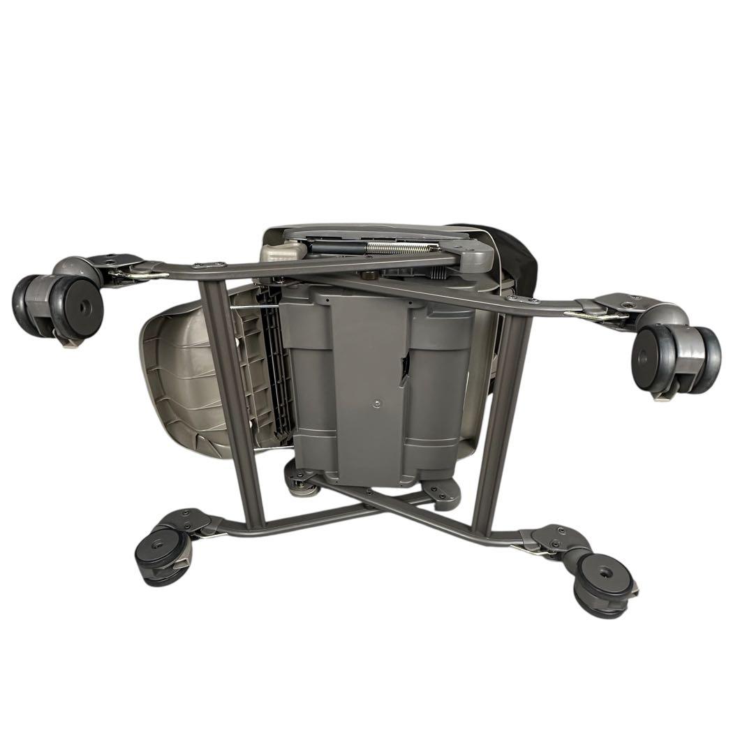 Combi ネムリラ AUTO SWING AT 電動スウィング ハイローチェア