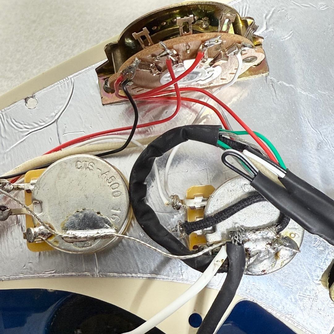 Warmoth TUBE 春畑道哉 Stratocaster Type