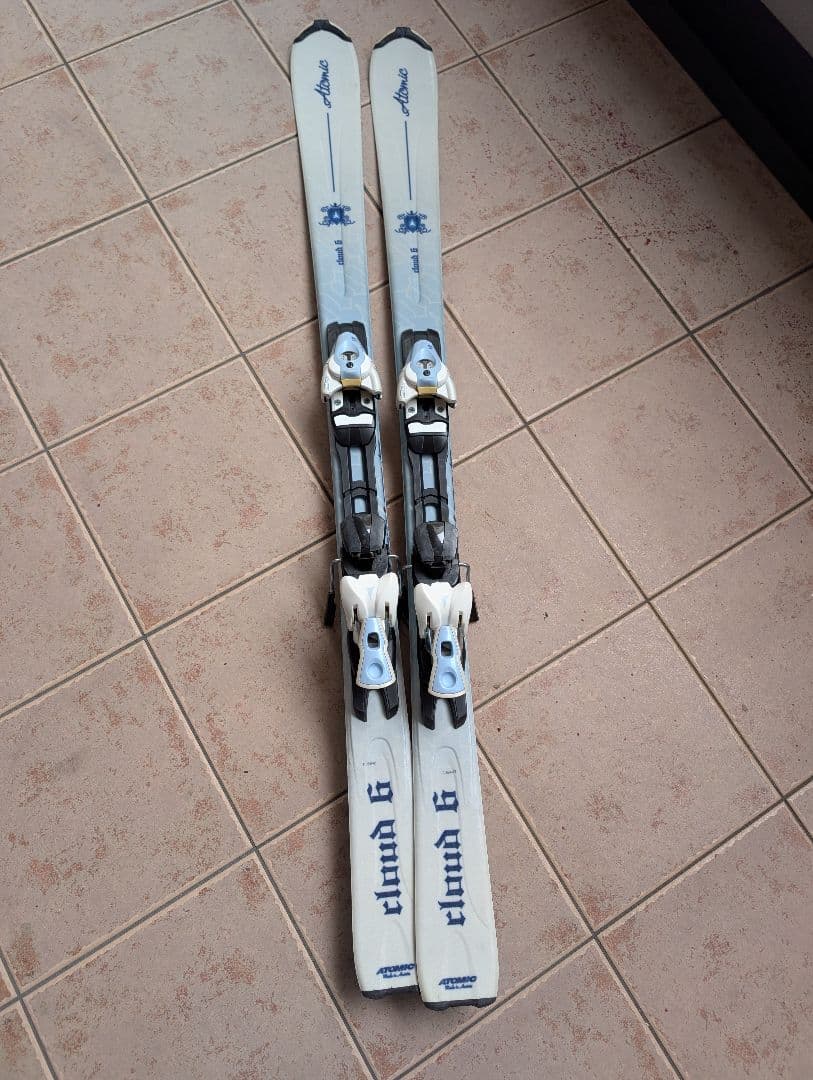 YT-MWK ロシニョール＆K2 スキー板 2点ホワイト/レッド
