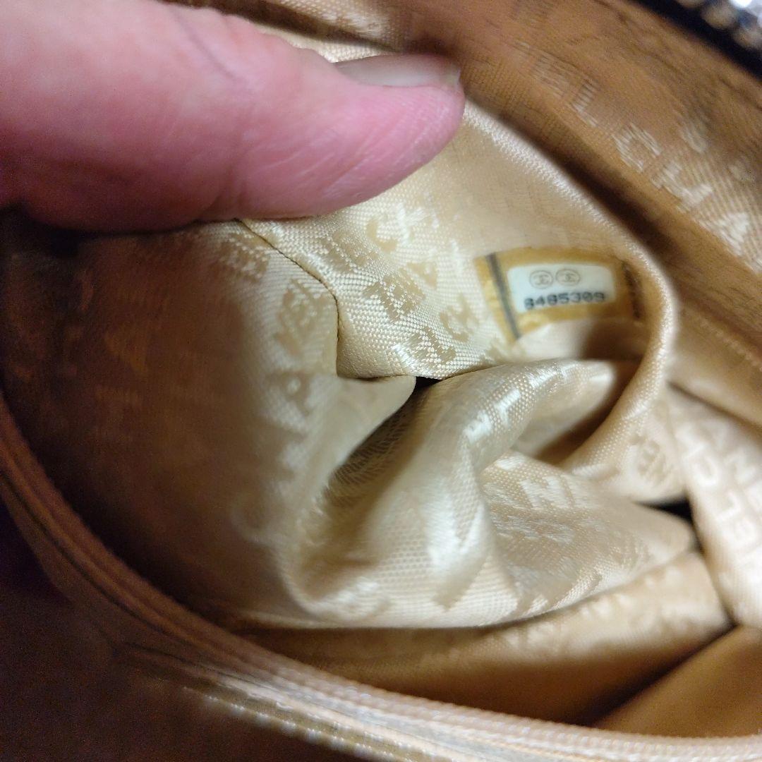 CHANEL ブラックレザー ミニボストン