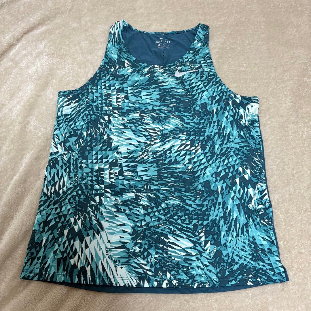 ナイキ　シングレット