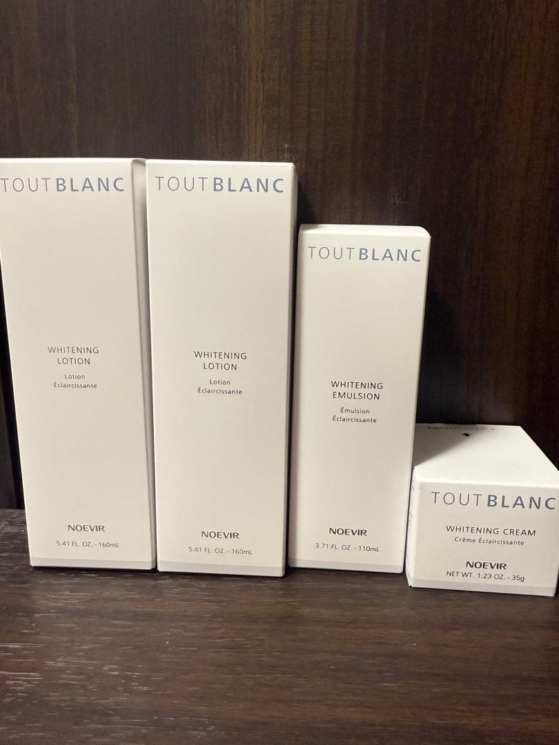 ノエビア　トゥブランセット