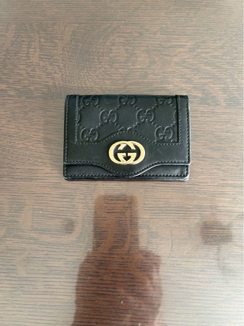【ゆー】GUCCI ブラックレザー 名刺入れ