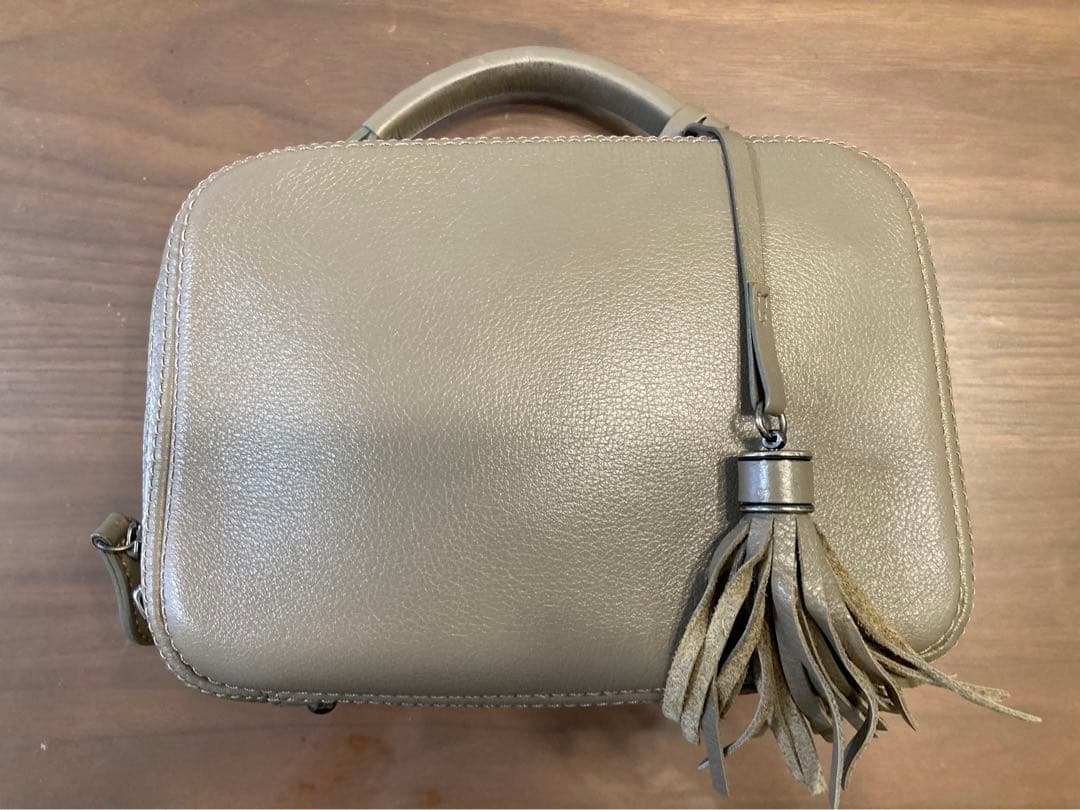 【土屋鞄】【内側破れあり】クラルテスウィングミニショルダー