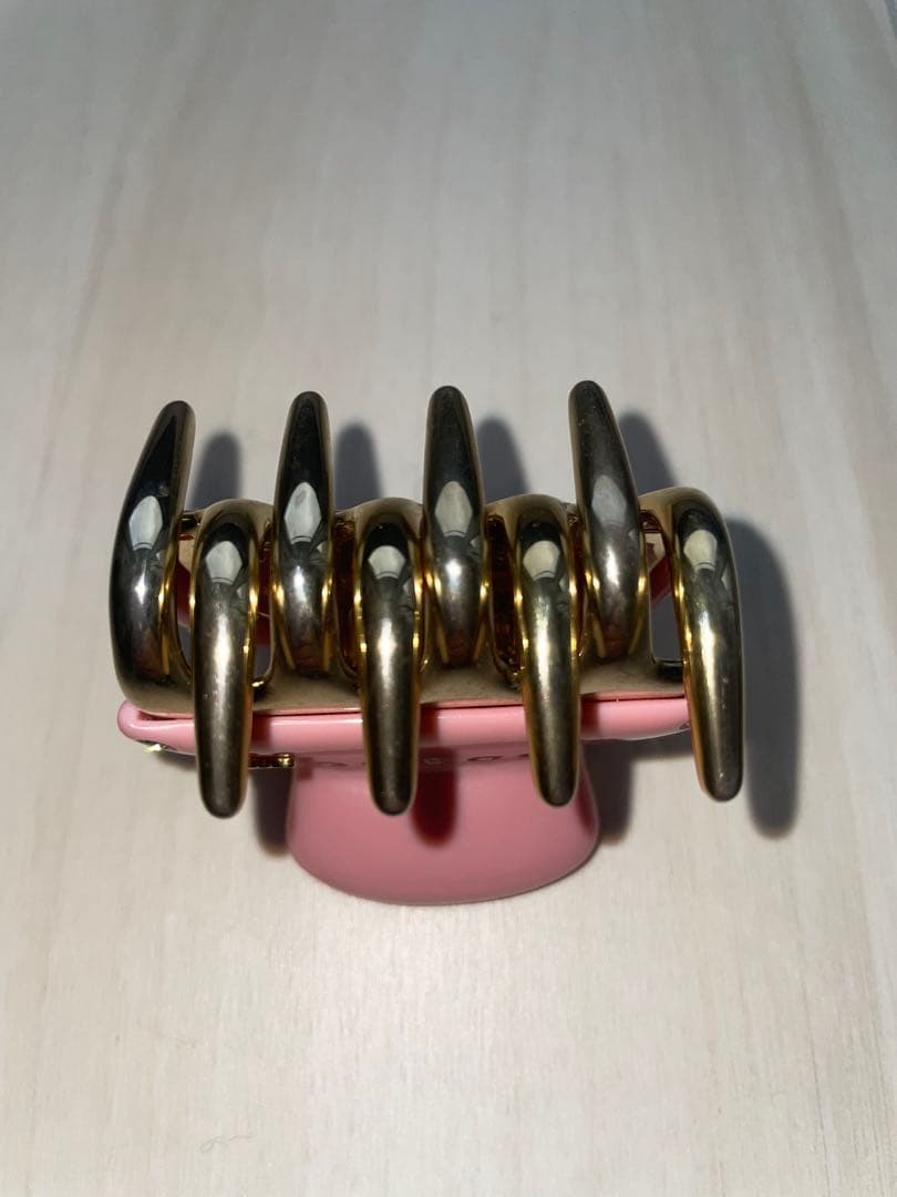 acca ヘアクリップ　ピンク