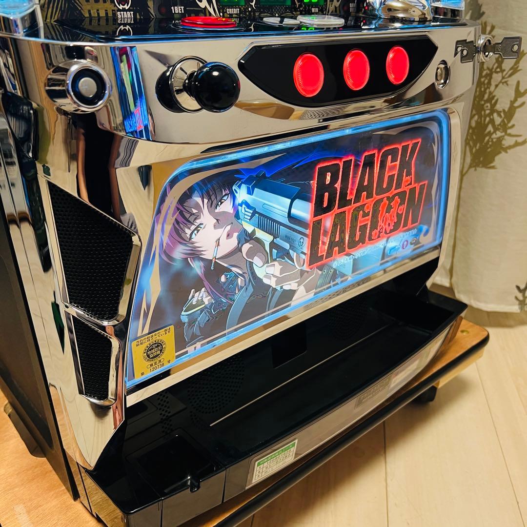 初代ブラックラグーン スロット実機 メダル不要機搭載