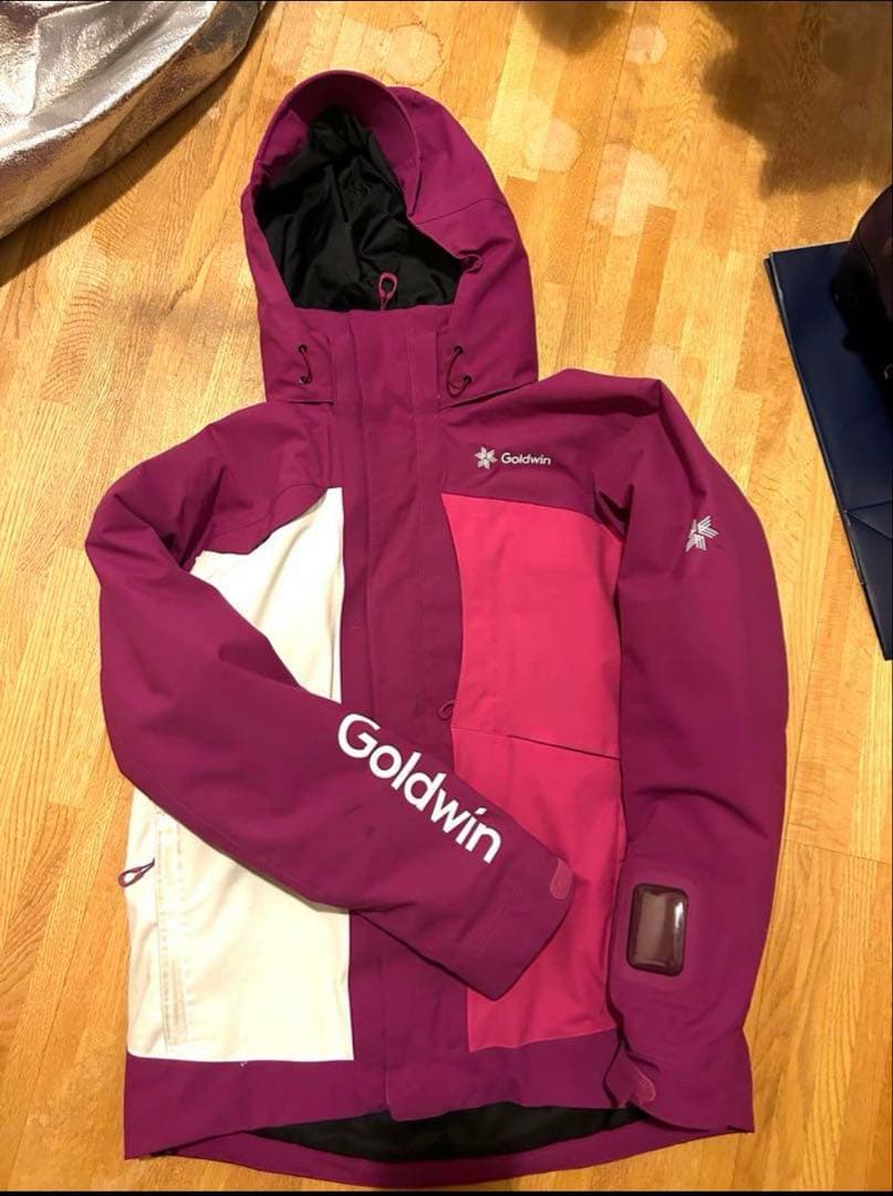 ゴールドウィン　デモスキーウエア