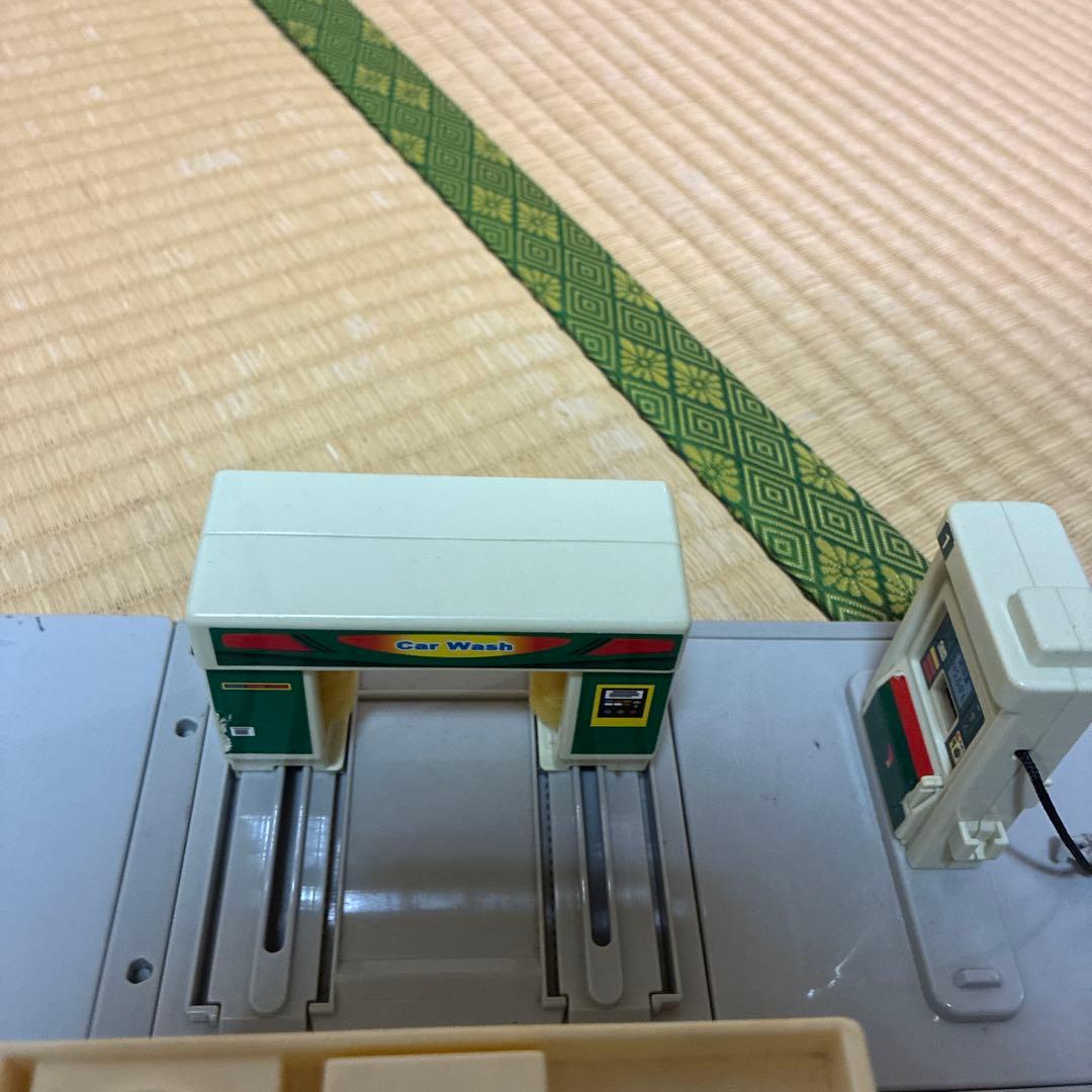 トミカタウン　コンビニ　ガソリンスタンド