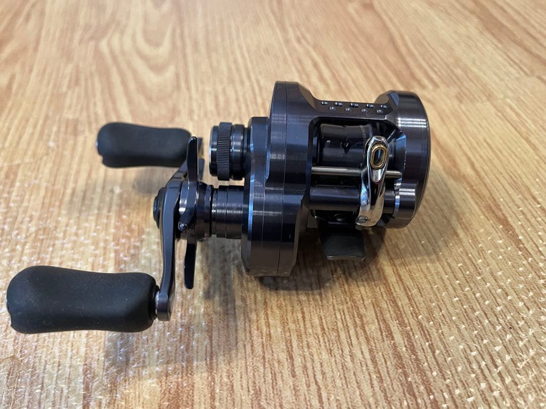 シマノ　24カルカッタコンクエスト　シャローエディション30HG