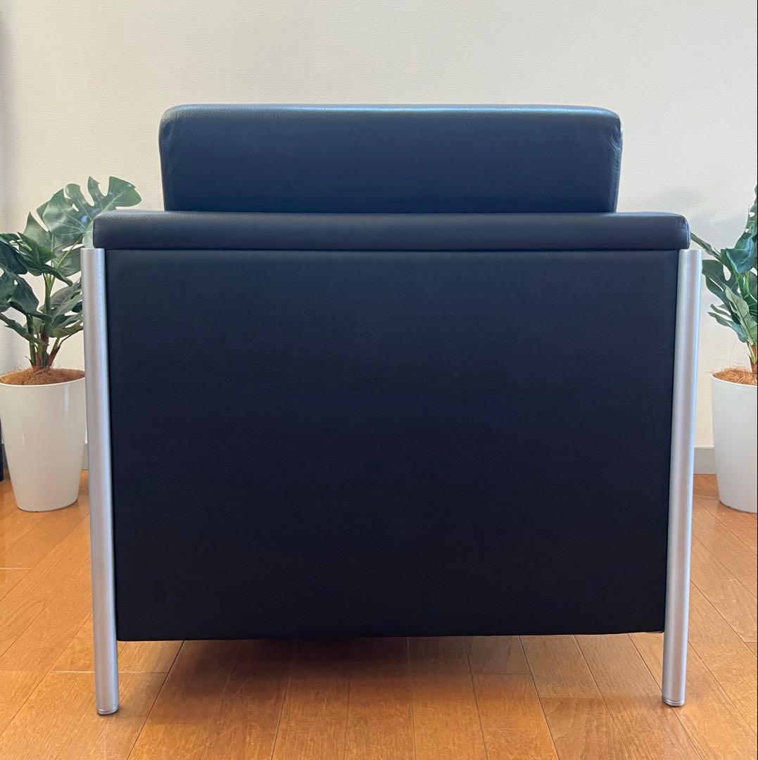 イトーキ　MEZZO ラウンジチェア　① 本革　21万　モダン　シングルソファ