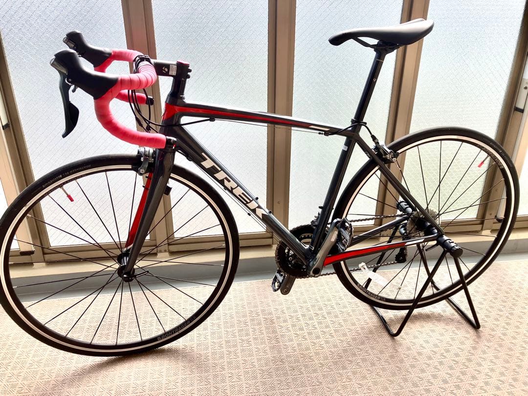 トレックEMONDA ALR4