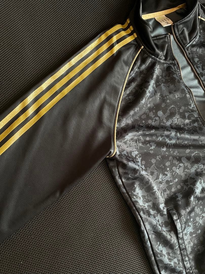 【希少】adidas ジャージ セットアップ 金 黒