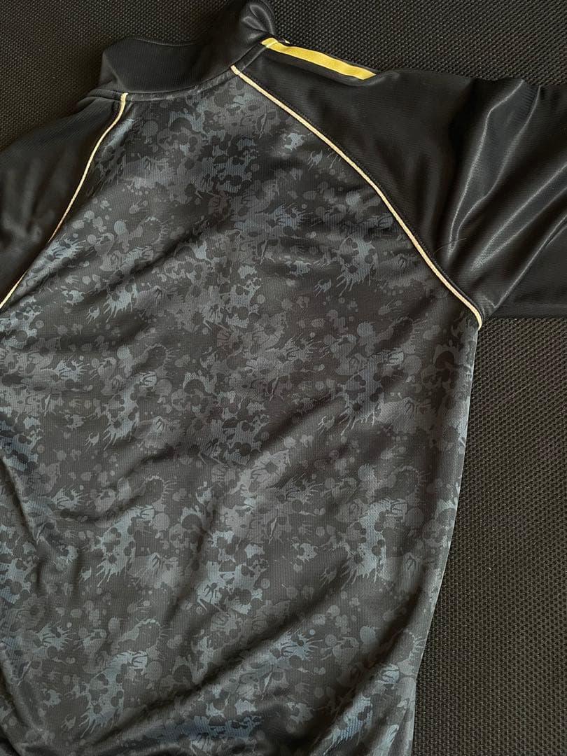 【希少】adidas ジャージ セットアップ 金 黒