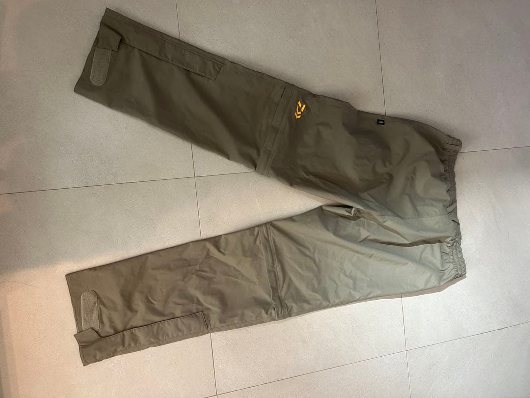 ダイワ　ウェア上下