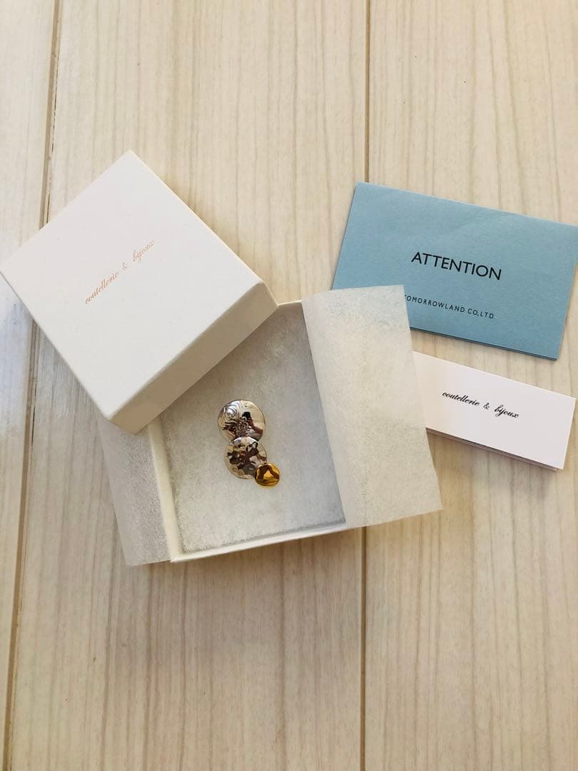 coutellerie & bijoux 片耳用ピアス