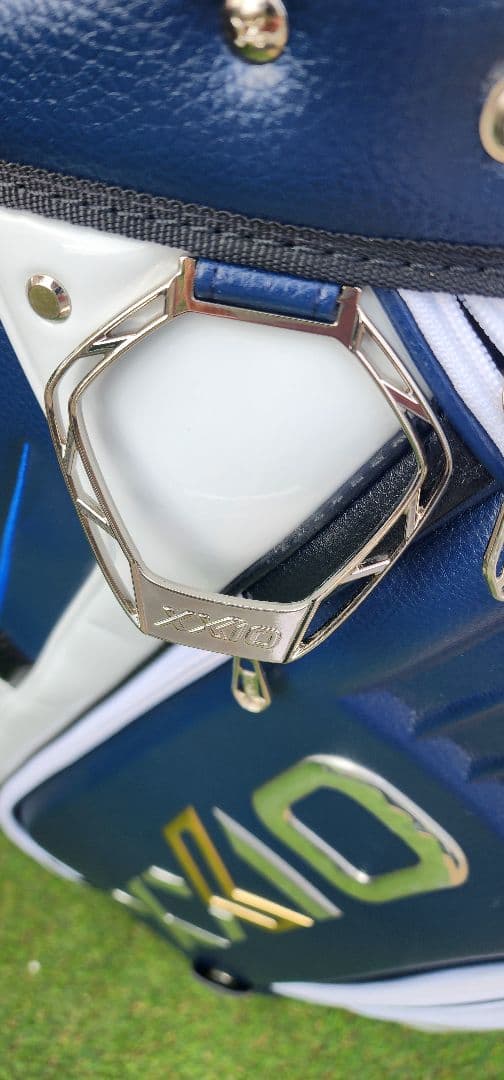 【超美品】XXIO キャディバッグ ネイビー/ホワイト