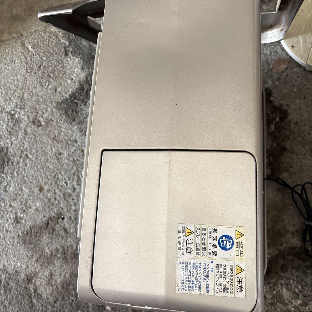 コロナ　CORONA　2017年製　石油ストーブ シルバー FH-G4617BY