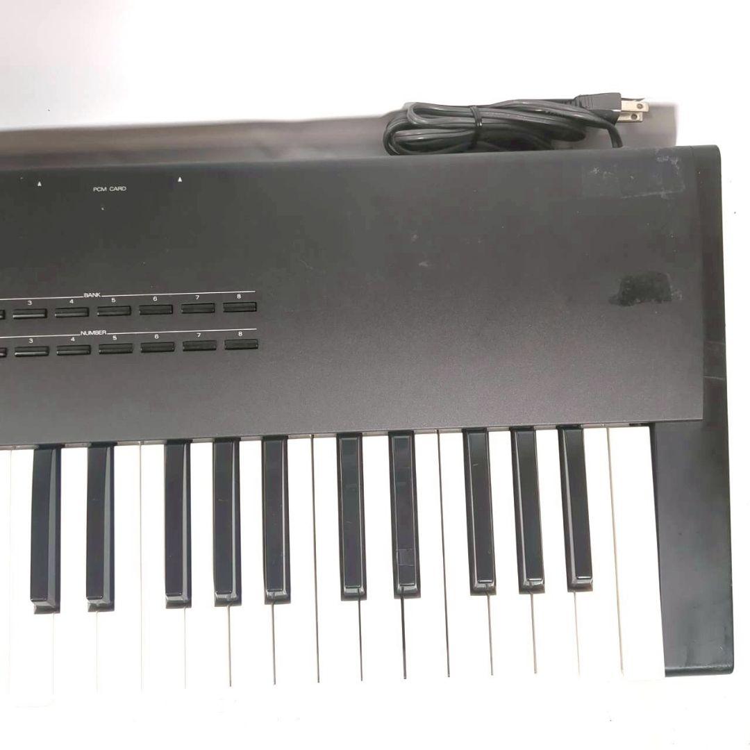 Roland U-20 シンセサイザー RS-PCM ローランド