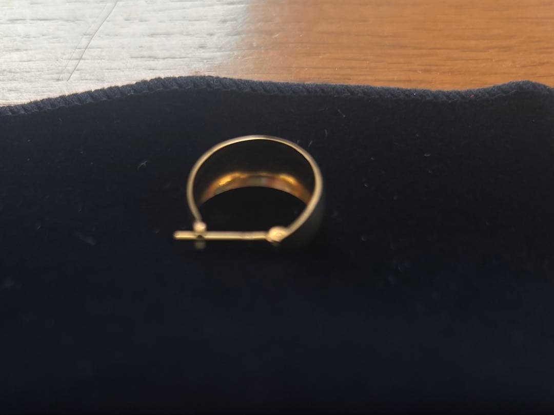 【片耳】フープピアス K18 7mm×15mm ムーンピアス