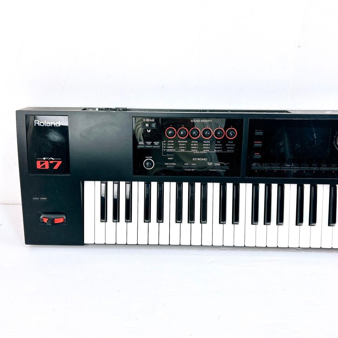 Roland ローランド　FA-07 76鍵 シンセサイザー　キーボード
