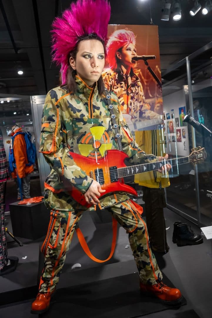 値下げ中hideモデルギターBurny MG-130S MG-145S