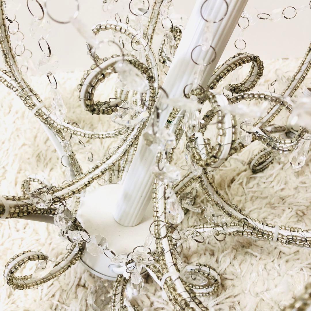 秋月貿易　シャンデリア ジュエル　天井照明 6灯式　簡単取り付け　軽量　ホワイト