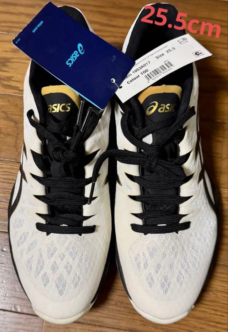 値下げ中！！　新品タグ付きV-SWIFT FF 2 25.5バレーシューズ