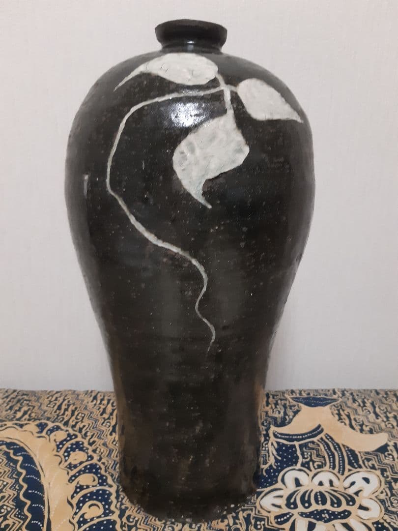 梅瓶 黒高麗 人参葉文 陶器 壺 朝鮮