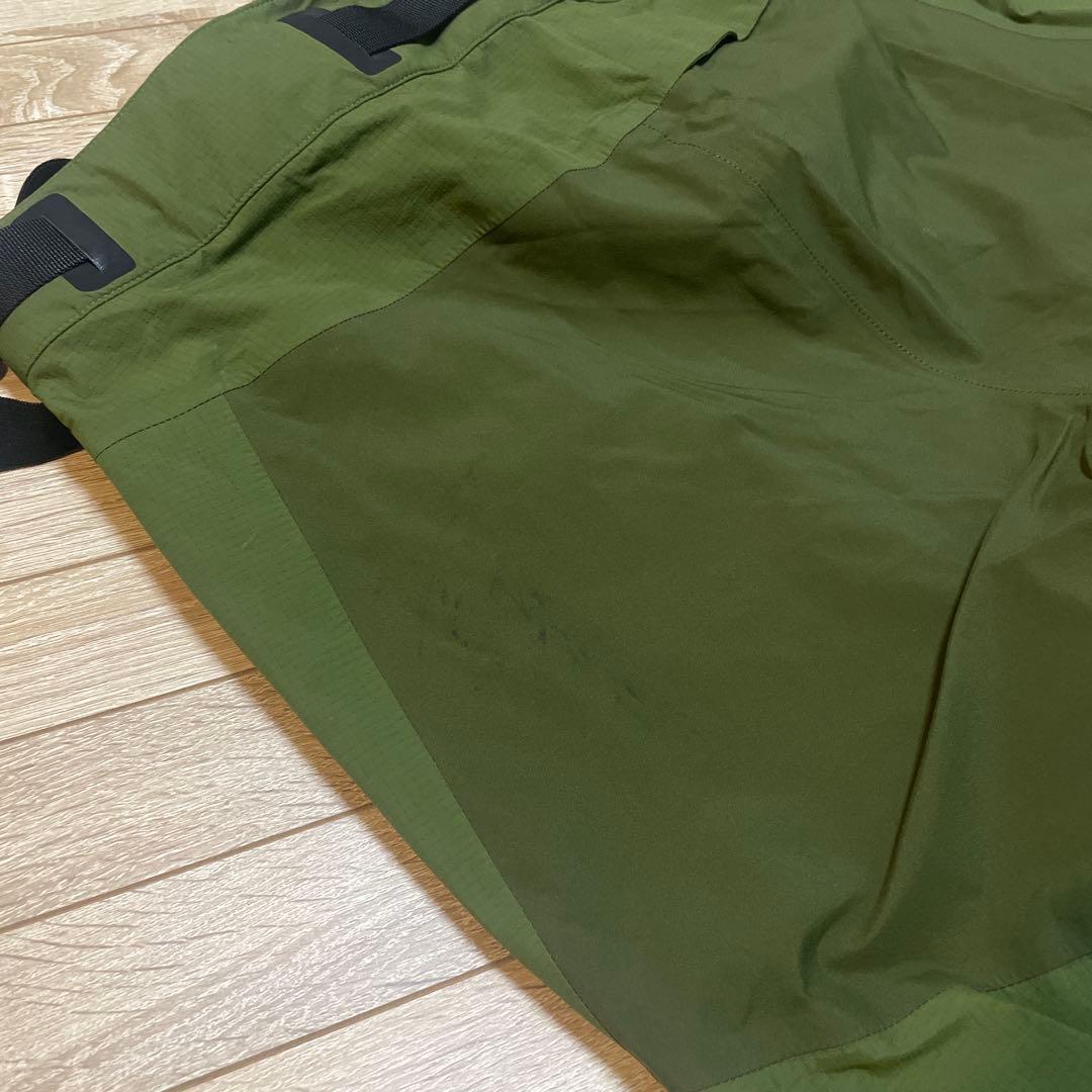 人気ホグロフス GORE-TEX上下セット　Lサイズ　スキー・スノーボードウエア