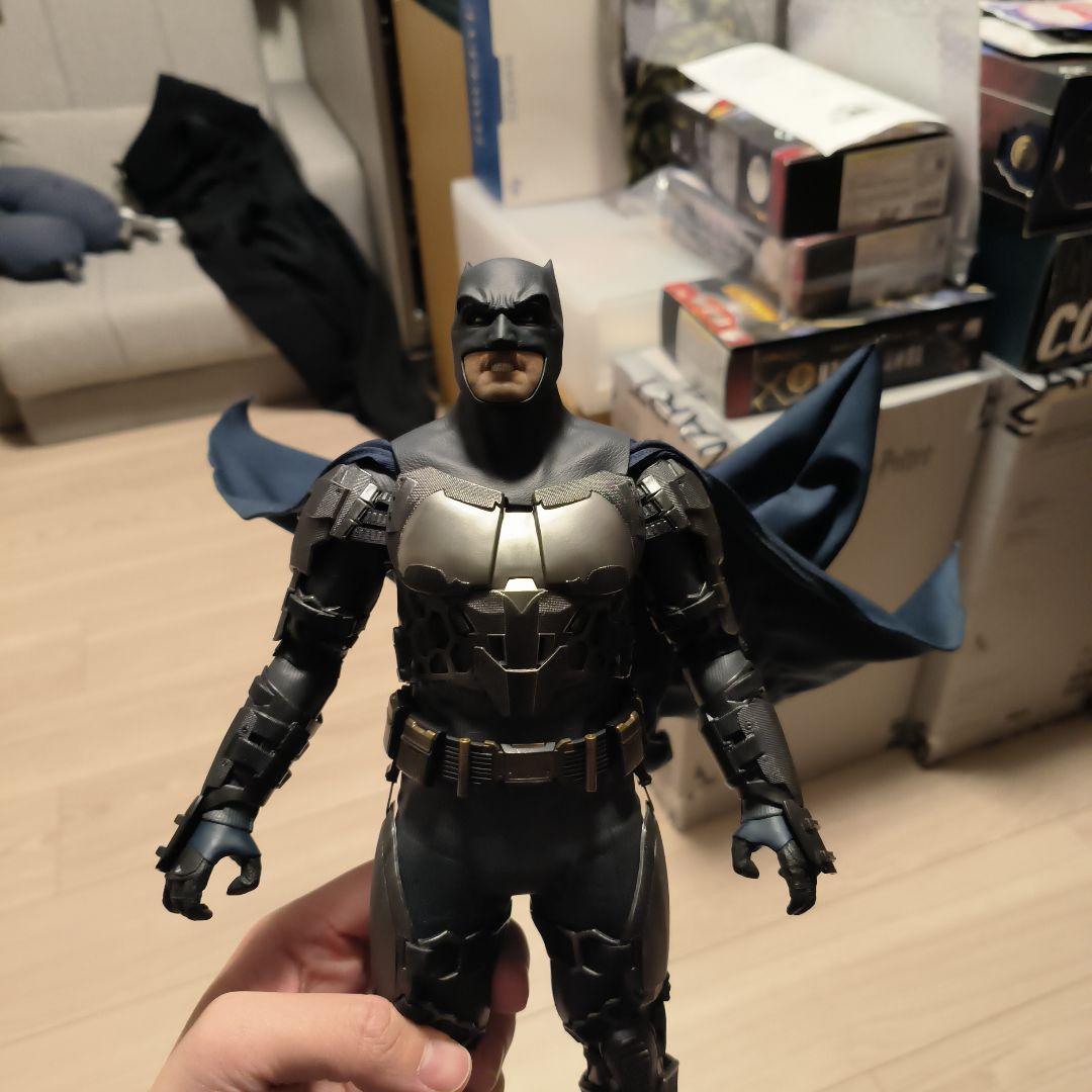 希少！　カスタム品　ホットトイズ　 『ザ・フラッシュ』バットマン＆バットサイクル