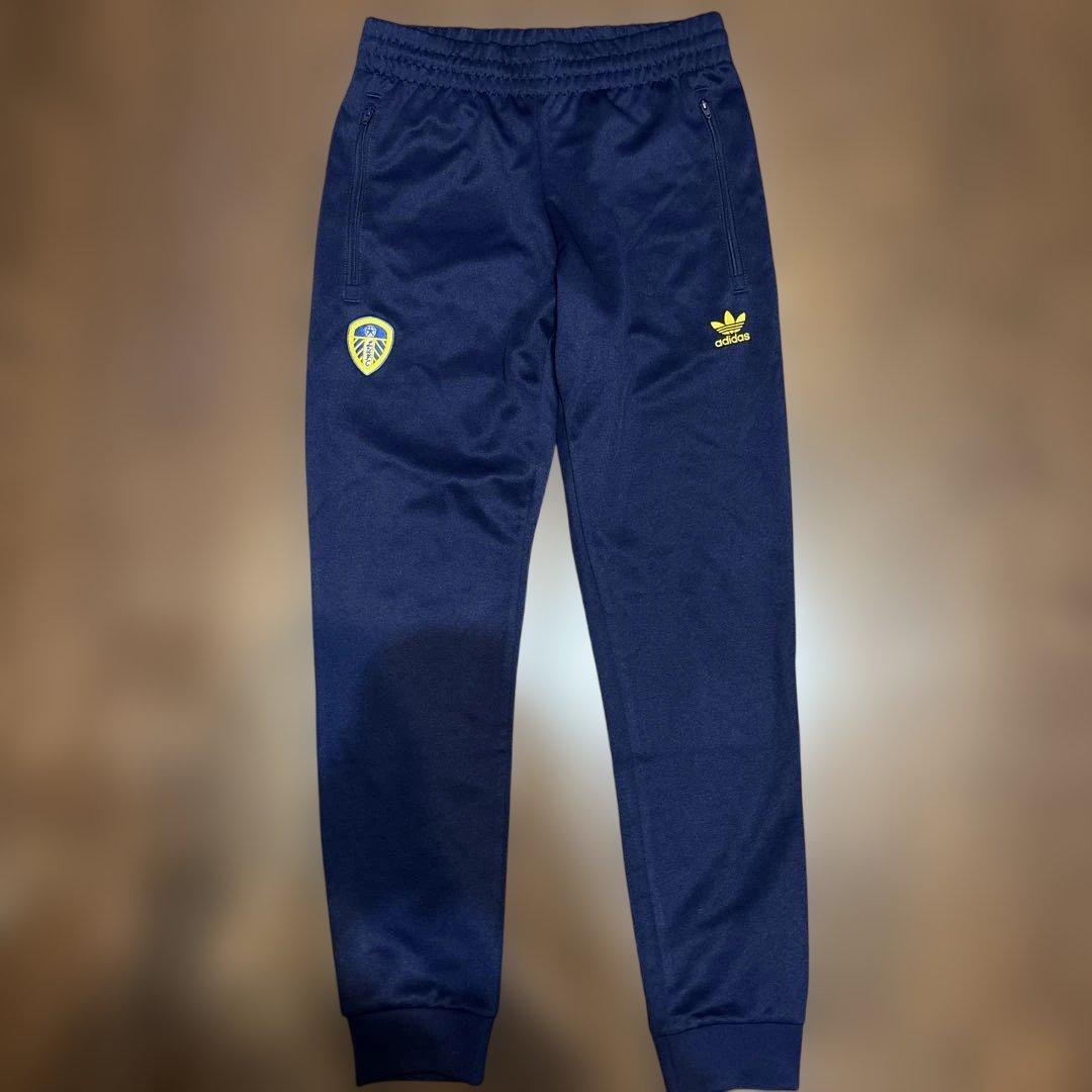 リーズユナイテッド23/24シーズン ジャケット/パンツ　mサイズ