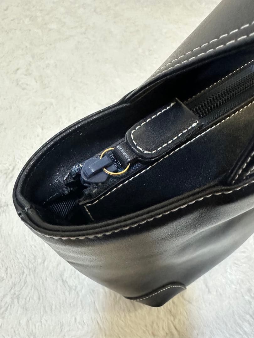 k キタムラ　レディースバック 黒 レザートートバッグ