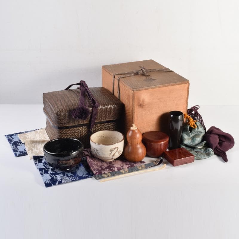 茶道具　御所籠　茶籠　黒楽茶碗　振出など　十一点一式　時代箱付　F　R8766B